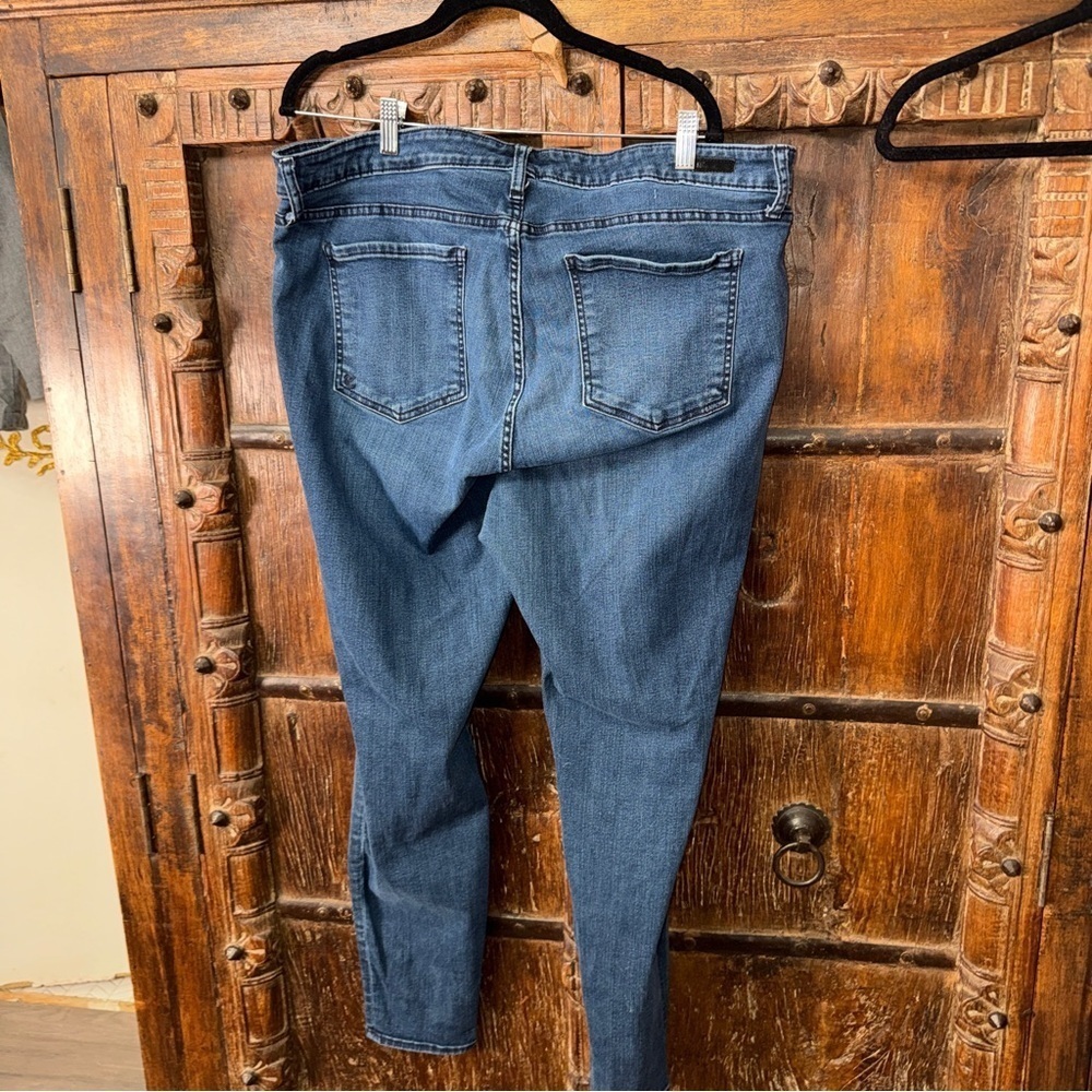 KUT from the Kloth Toothpick Skinny Jeans – Dark Wash – Size 20W - Picture 4 of 7